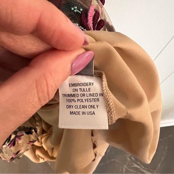 Lela Rose Embroidered Tulle Midi Flutter Sleeve Fit & Flare Dress Size 10 Medium - Picture 9 of 12